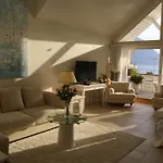 Hotell Sunde Fjord Hotel, Free&easy Parking 3*