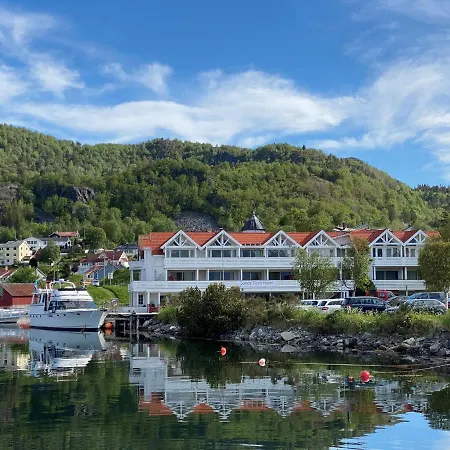 Sunde Fjord Hotel, Free And Easy Parking