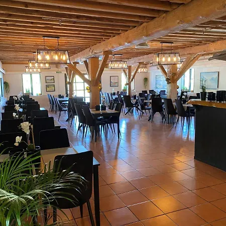 Sunde Fjord Hotel, Free And Easy Parking Hotel