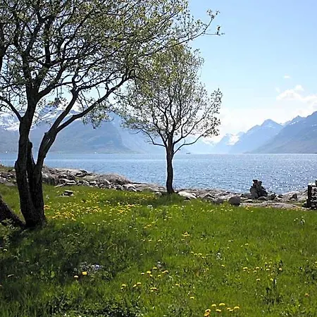 Sunde Fjord Hotel, Free&easy Parking