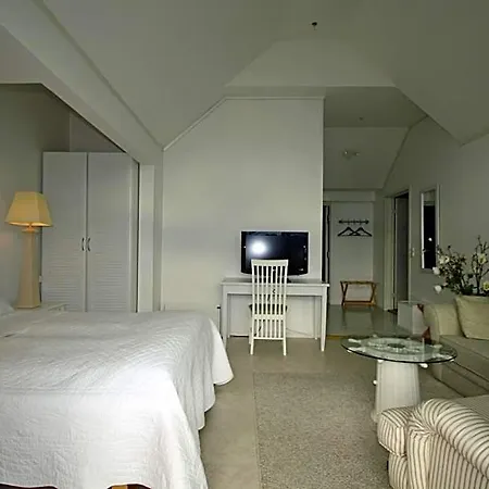 Sunde Fjord Hotel, Free&easy Parking Hotell 3*