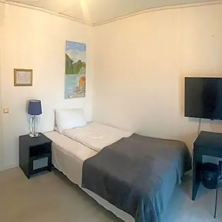Sunde Fjord Hotel, Free&easy Parking