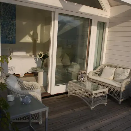 Sunde Fjord Hotel, Free And Easy Parking 3*