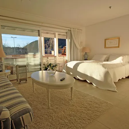 Sunde Fjord Hotel, Free And Easy Parking Hotel 3*