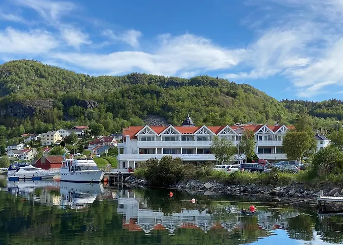 Sunde Fjord Hotel, Free And Easy Parking