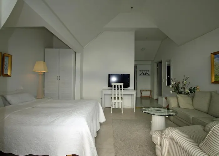 Sunde Fjord Hotel, Free And Easy Parking Solavagen