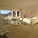Sunde Fjord Hotel, Free And Easy Parking Hotel 3*